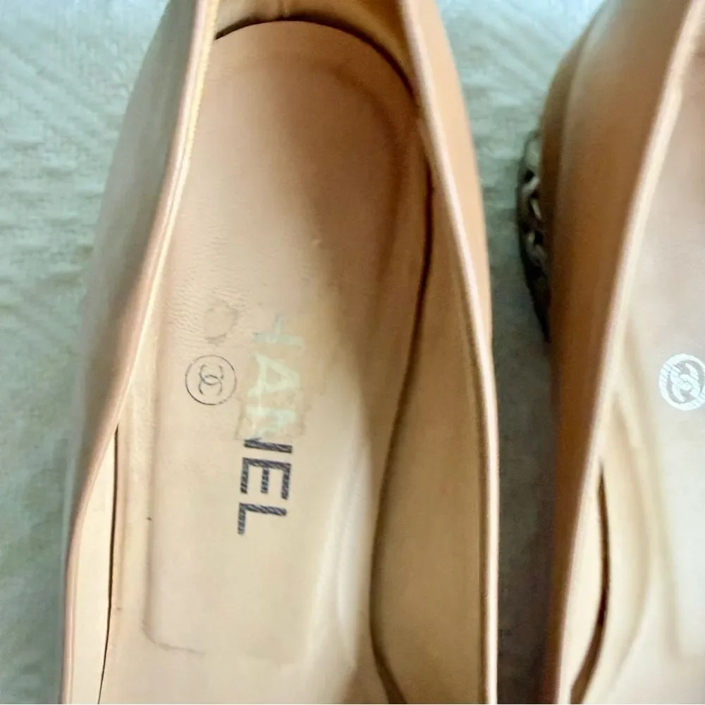 Chanel Beige/Black Leather Cap Toe Chain Ballet Flats Size US 6.5 / EU 37